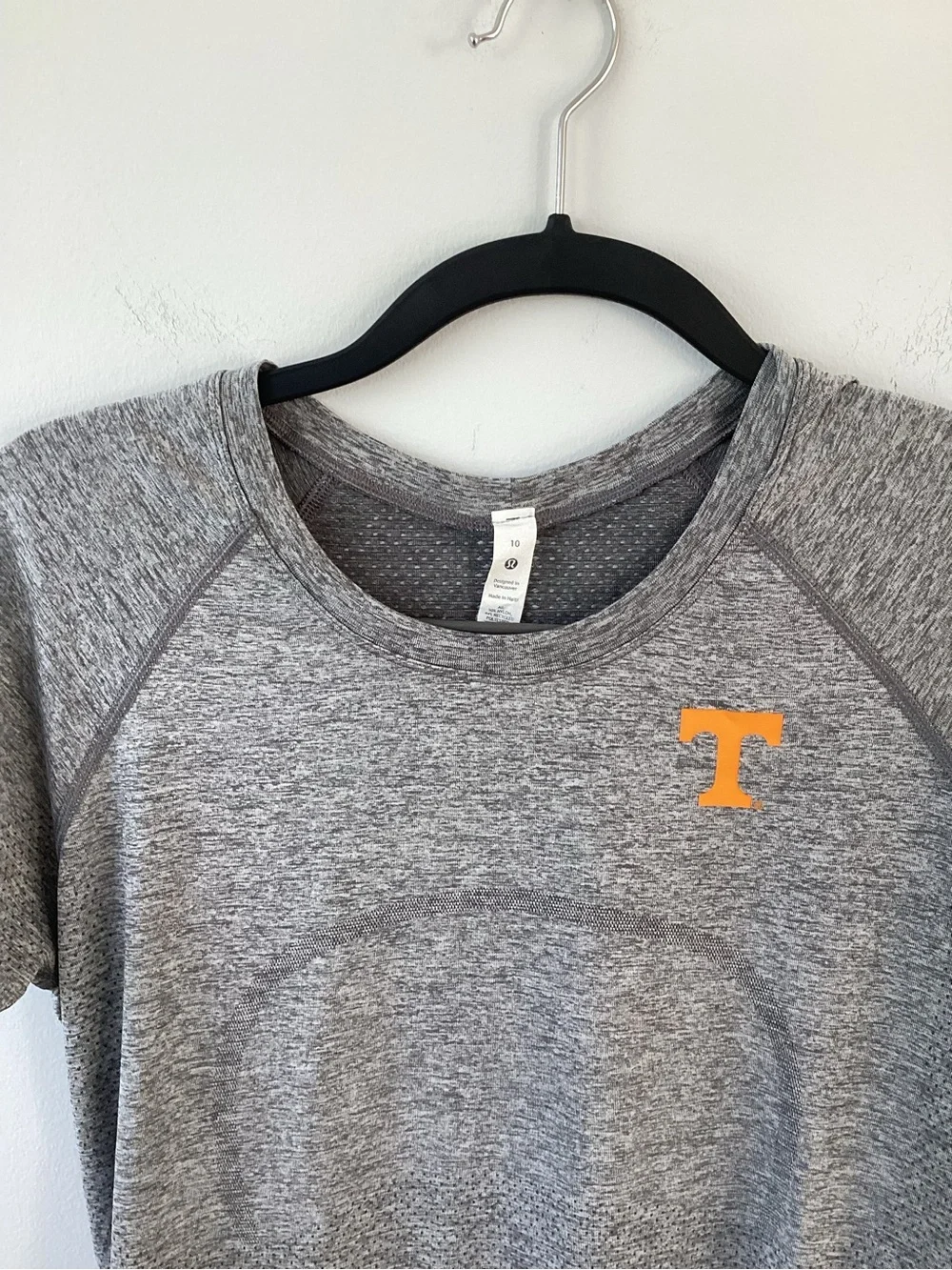 ⁠Lululemon Tennessee Volunteers Swiftly Tech Long Sleeve Shirt Grey 10⁠